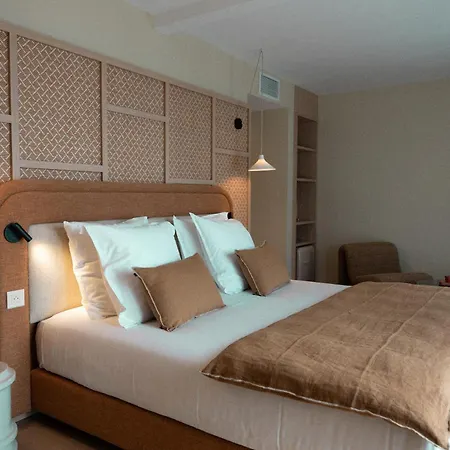 Hotel Les Baigneuses De 3*