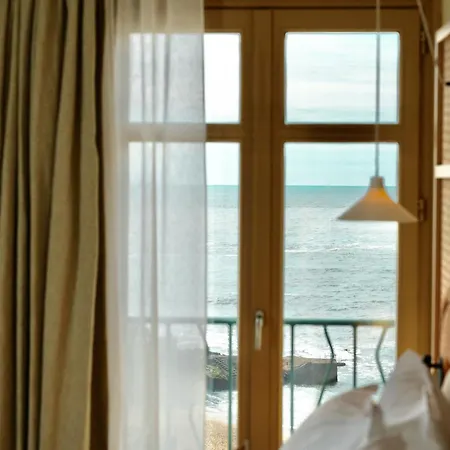 Les Baigneuses De 3* Biarritz