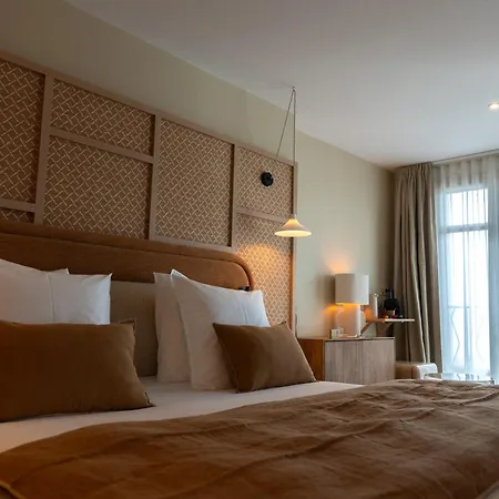 Hotel Les Baigneuses De Biarritz