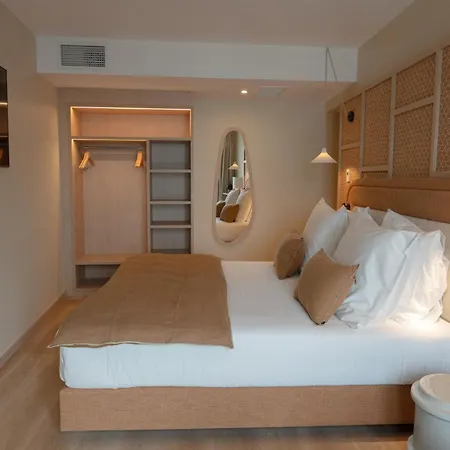 Otel Roc Seven